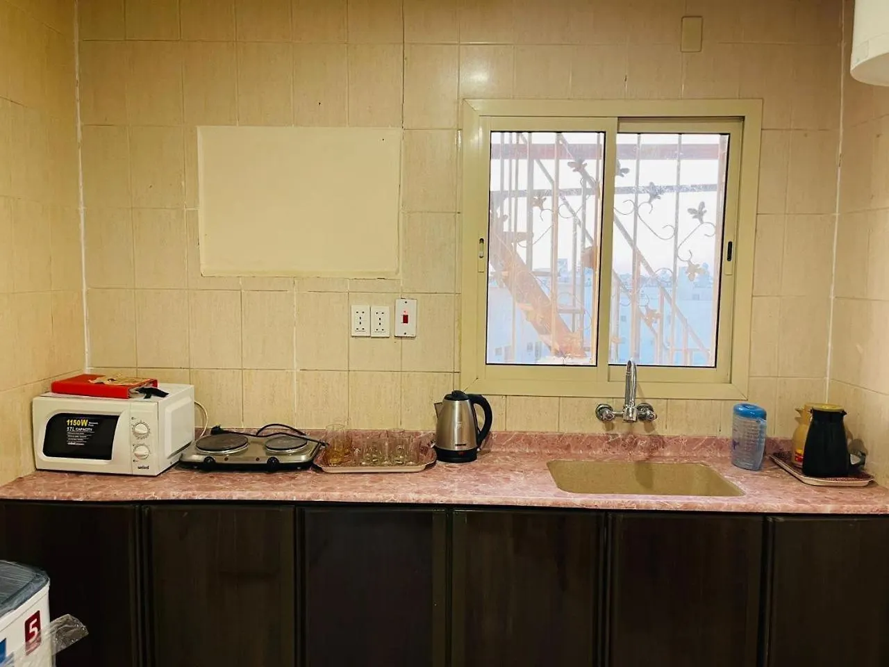 Al Eairy Serviced Apartments-Dammam 2 2*, Dammam